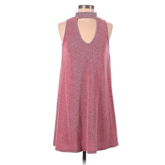 Alya Halter Dress | SIZE S - Picture 1 of 5